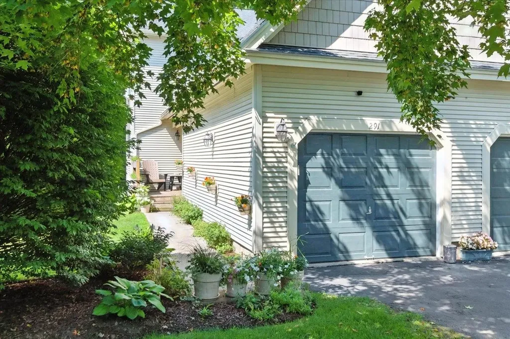 291 Juniper Drive South Burlington VT 05403