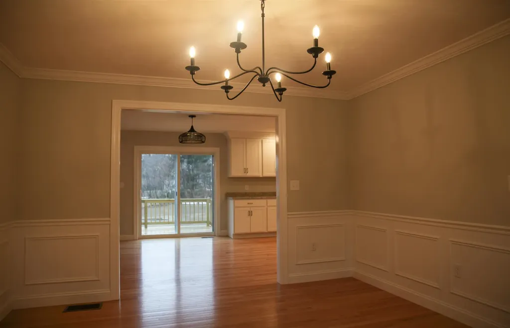 17 Blaisdell Court Raymond NH 03077