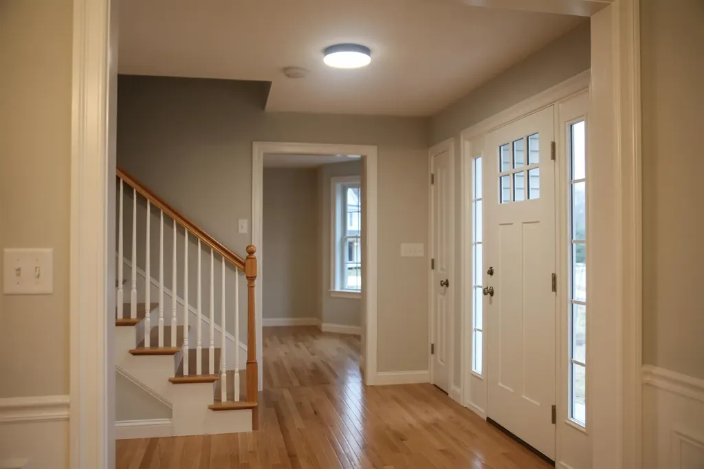 17 Blaisdell Court Raymond NH 03077