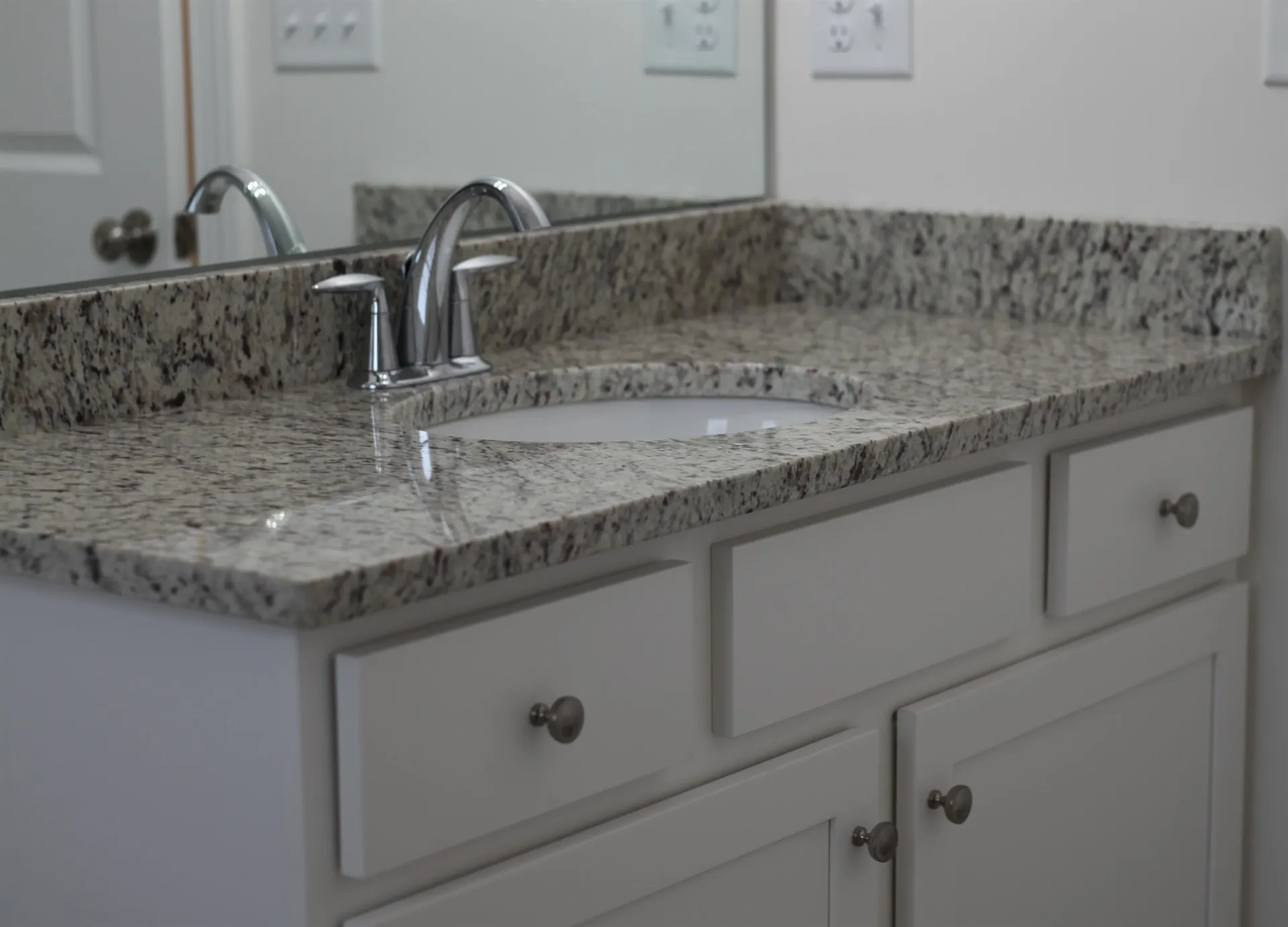 17 Blaisdell Court Raymond NH 03077