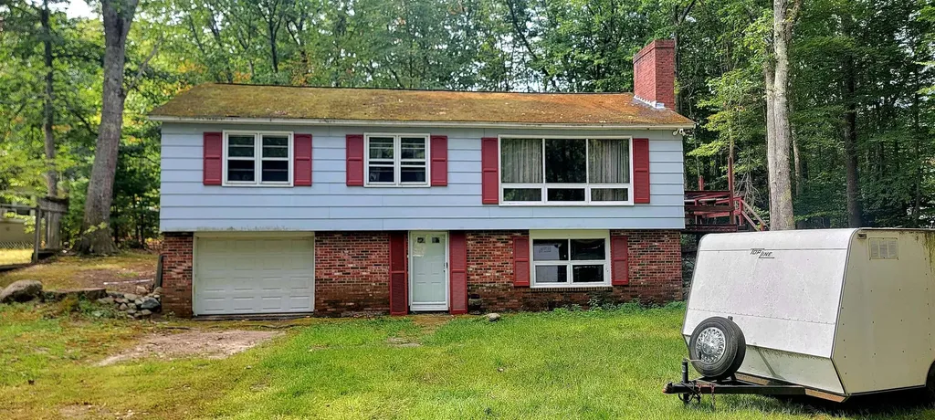 29 Batchelder Road Raymond NH 03077