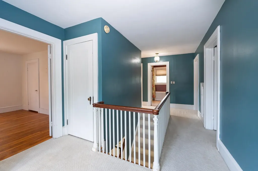 15 Learned Street Nashua NH 03060