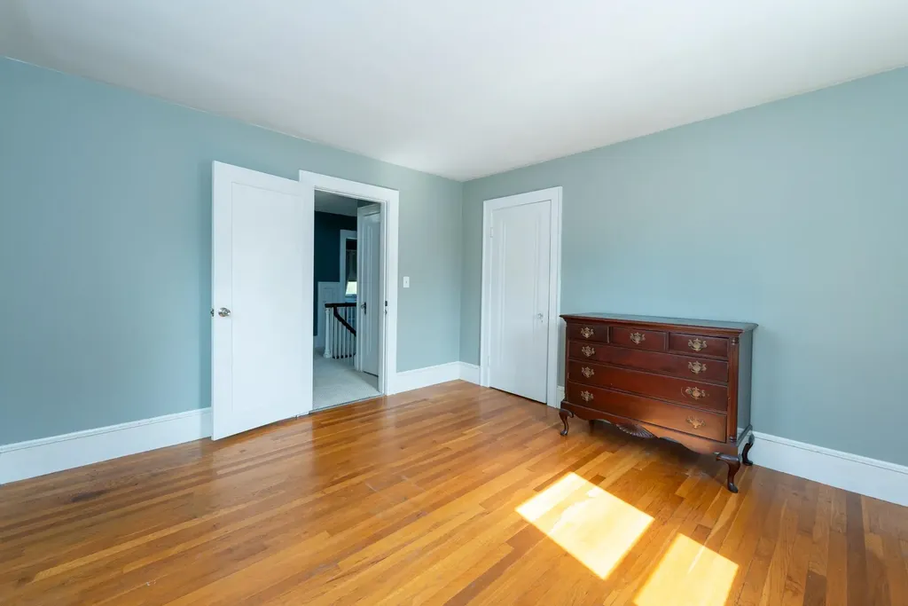 15 Learned Street Nashua NH 03060