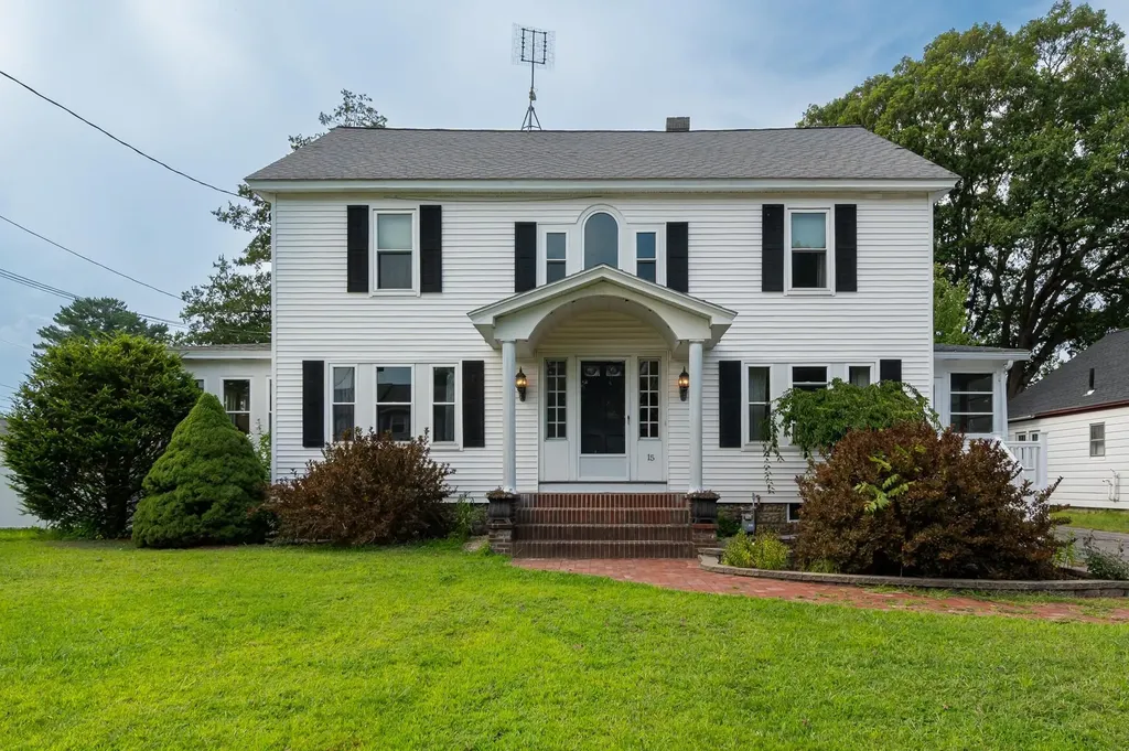 15 Learned Street Nashua NH 03060