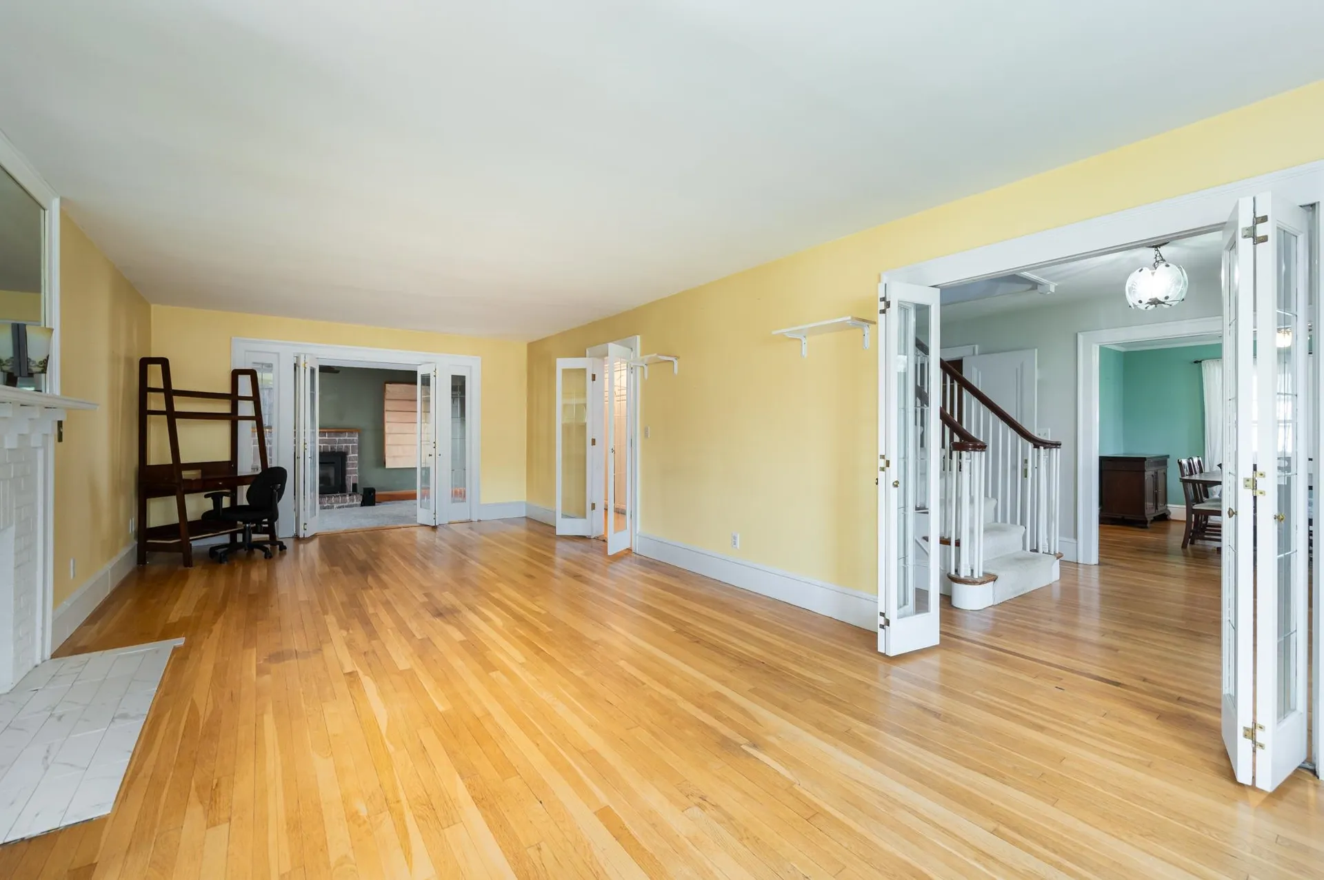 15 Learned Street Nashua NH 03060