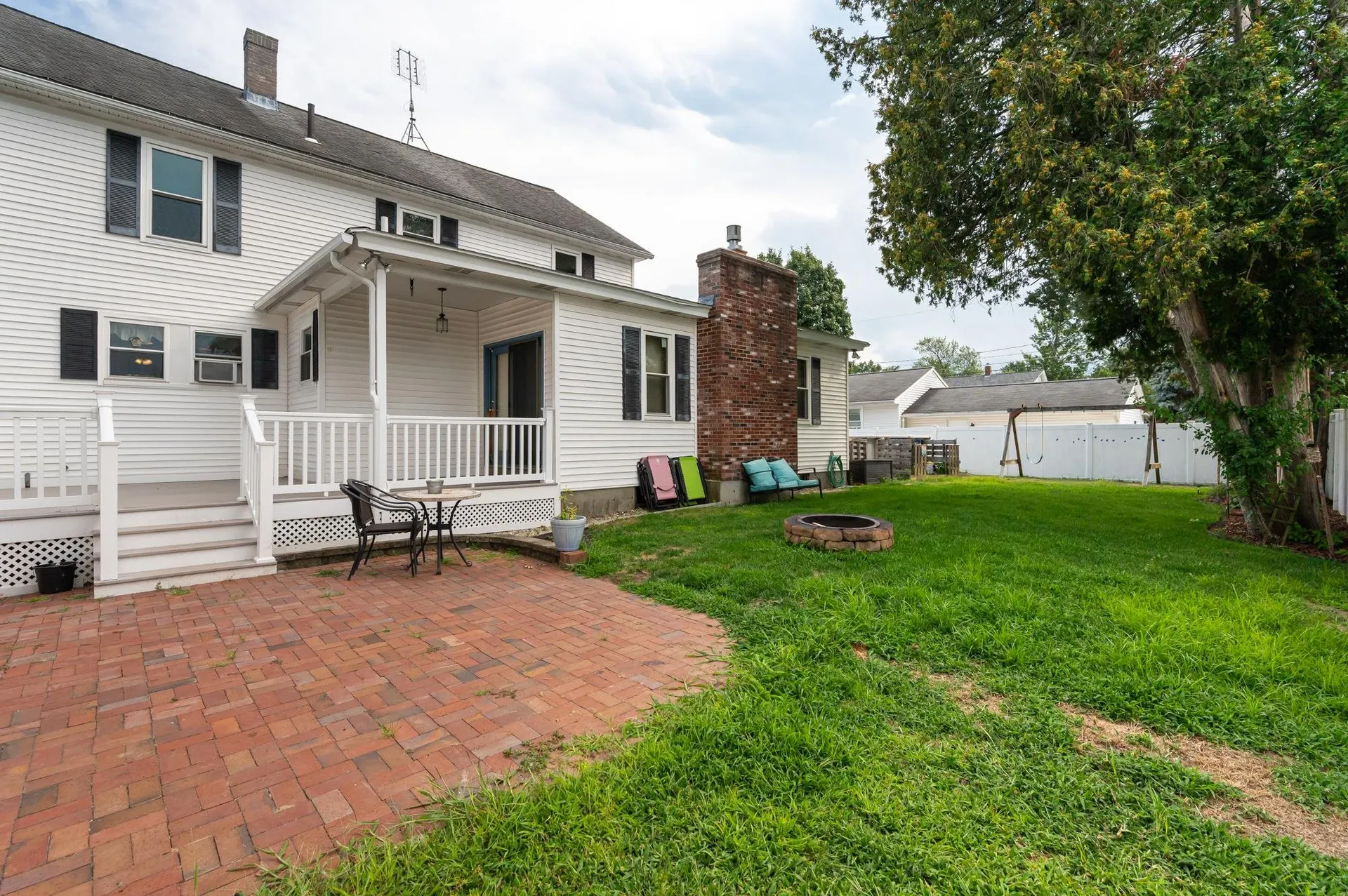 15 Learned Street Nashua NH 03060