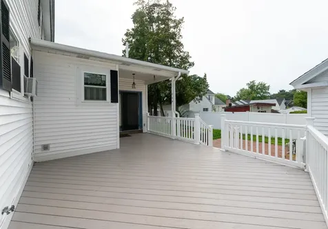 15 Learned Street Nashua NH 03060