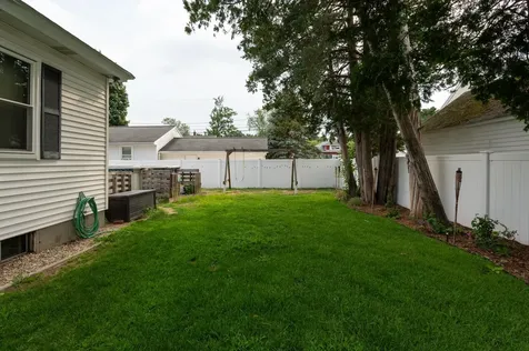 15 Learned Street Nashua NH 03060