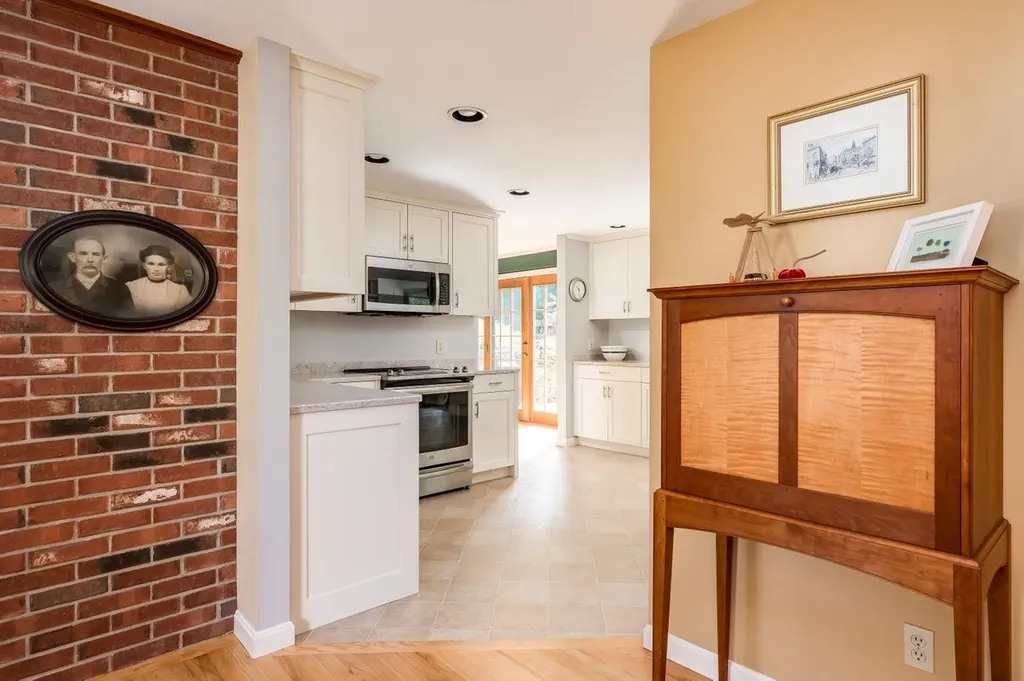 7 Sumac Lane Durham NH 03824