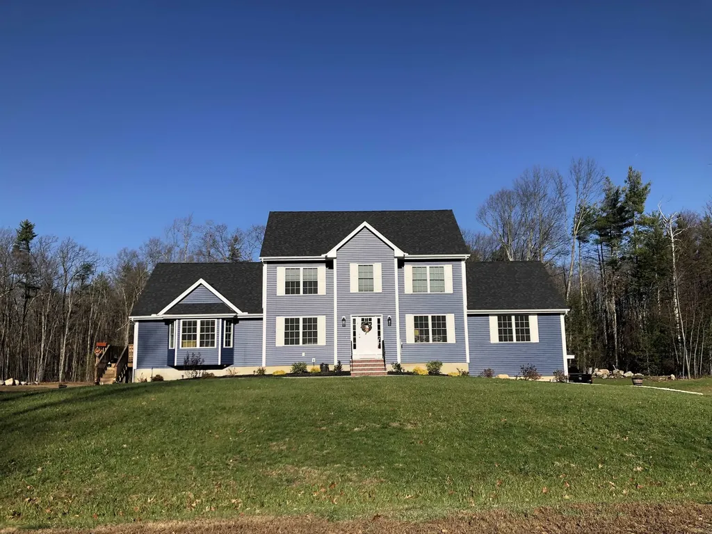 6 Blaisdell Court Raymond NH 03077