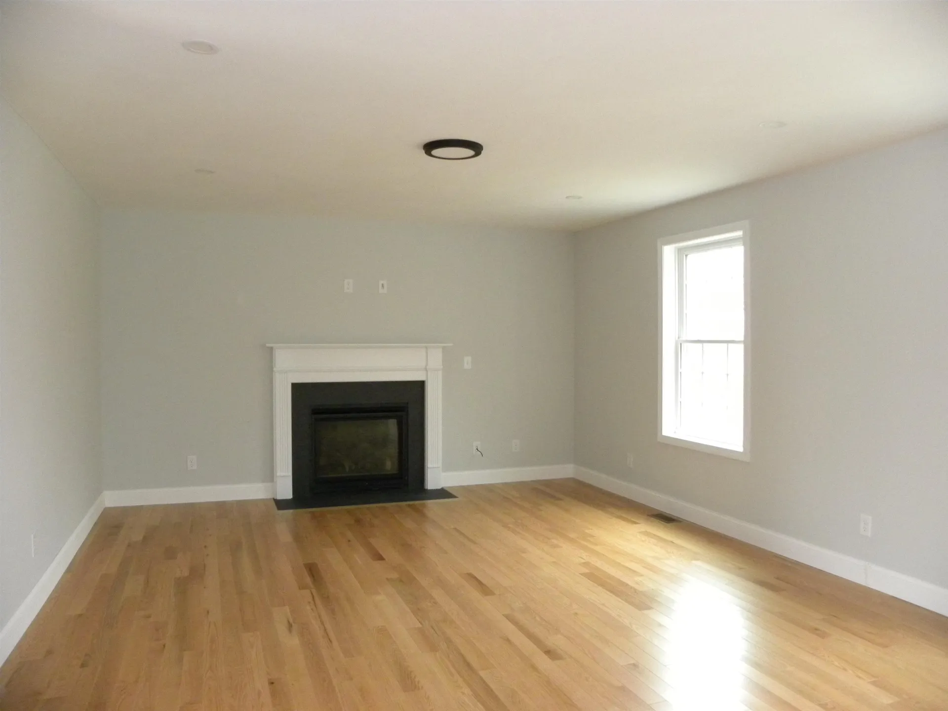 309 Karatzas Avenue Manchester NH 03104