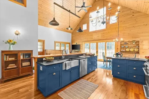 341 Forestdale Farm Lane Stowe VT 05672