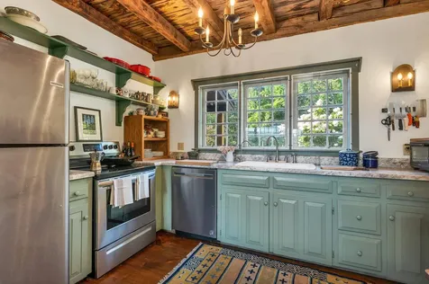 1222 Gov. Meldrim Thomson Scenic Highway Orford NH 03777