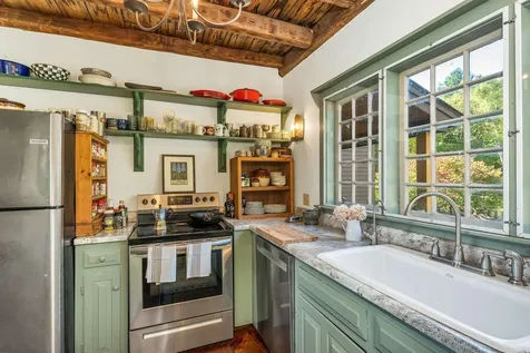 1222 Gov. Meldrim Thomson Scenic Highway Orford NH 03777