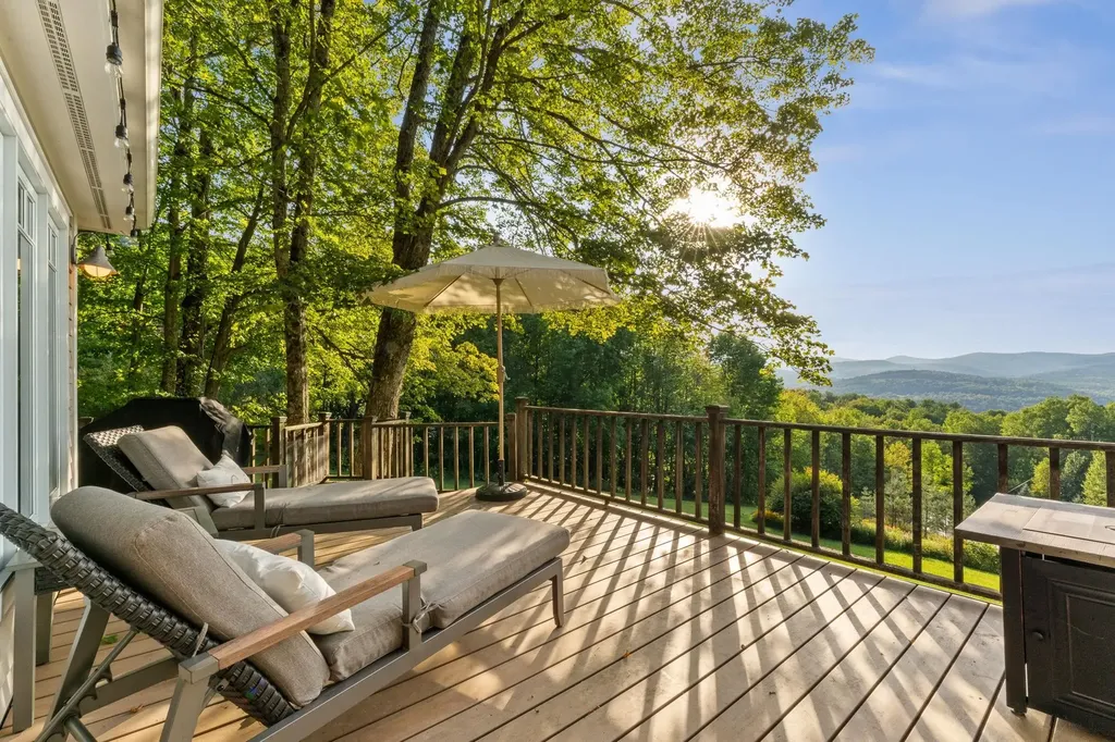 1477 Turkey Hill Road Northfield VT 05663