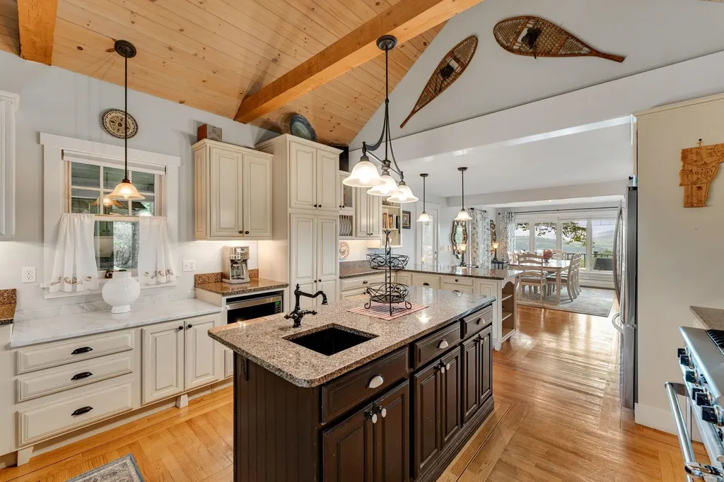 1477 Turkey Hill Road Northfield VT 05663