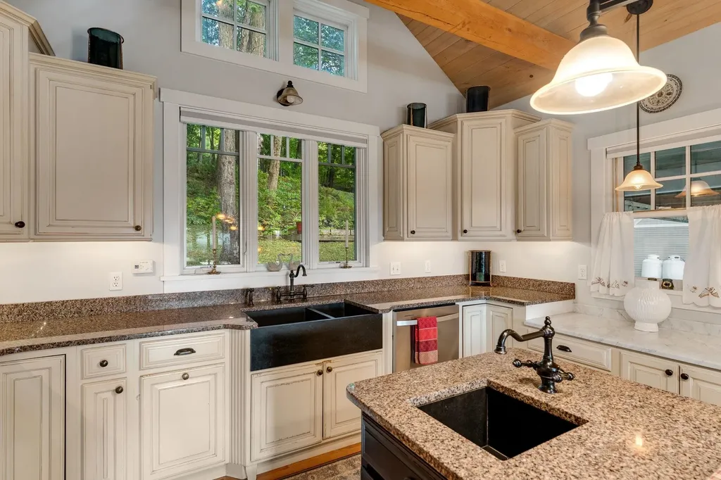 1477 Turkey Hill Road Northfield VT 05663