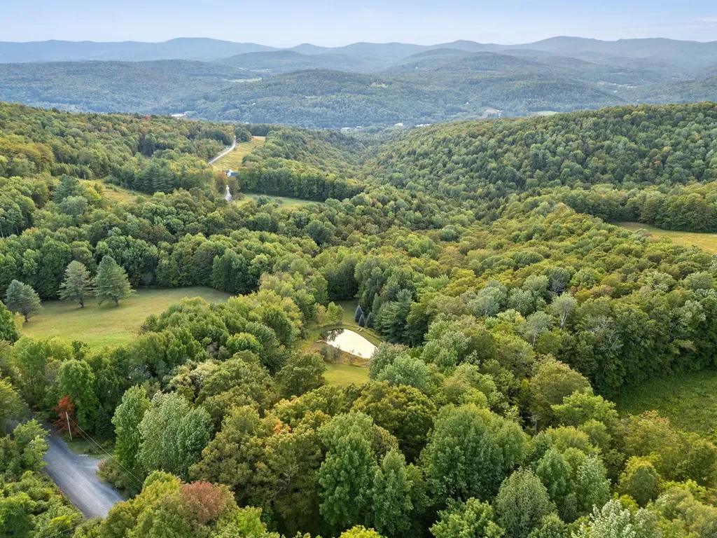 1477 Turkey Hill Road Northfield VT 05663