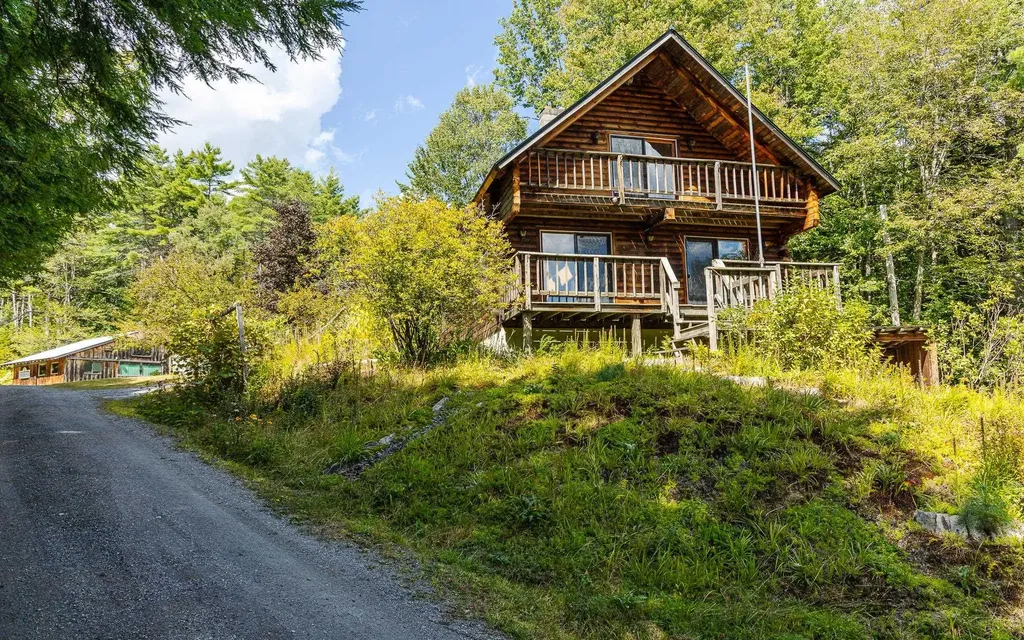 258 Valley Road Sullivan NH 03445