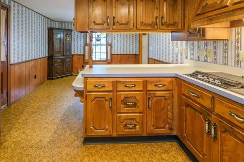 8 Meadow Street Ludlow VT 05149