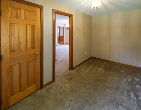 8 Meadow Street Ludlow VT 05149