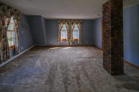 8 Meadow Street Ludlow VT 05149