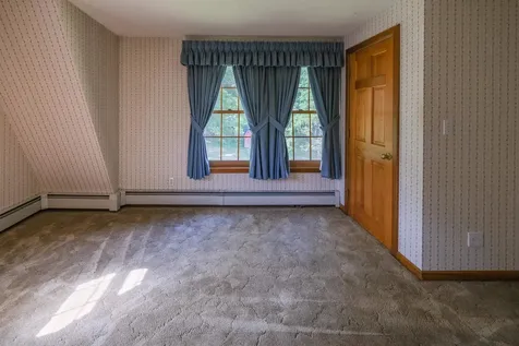 8 Meadow Street Ludlow VT 05149