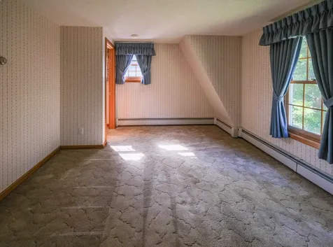 8 Meadow Street Ludlow VT 05149