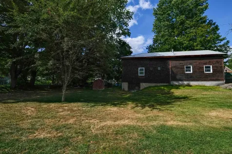 8 Meadow Street Ludlow VT 05149