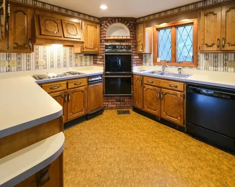 8 Meadow Street Ludlow VT 05149