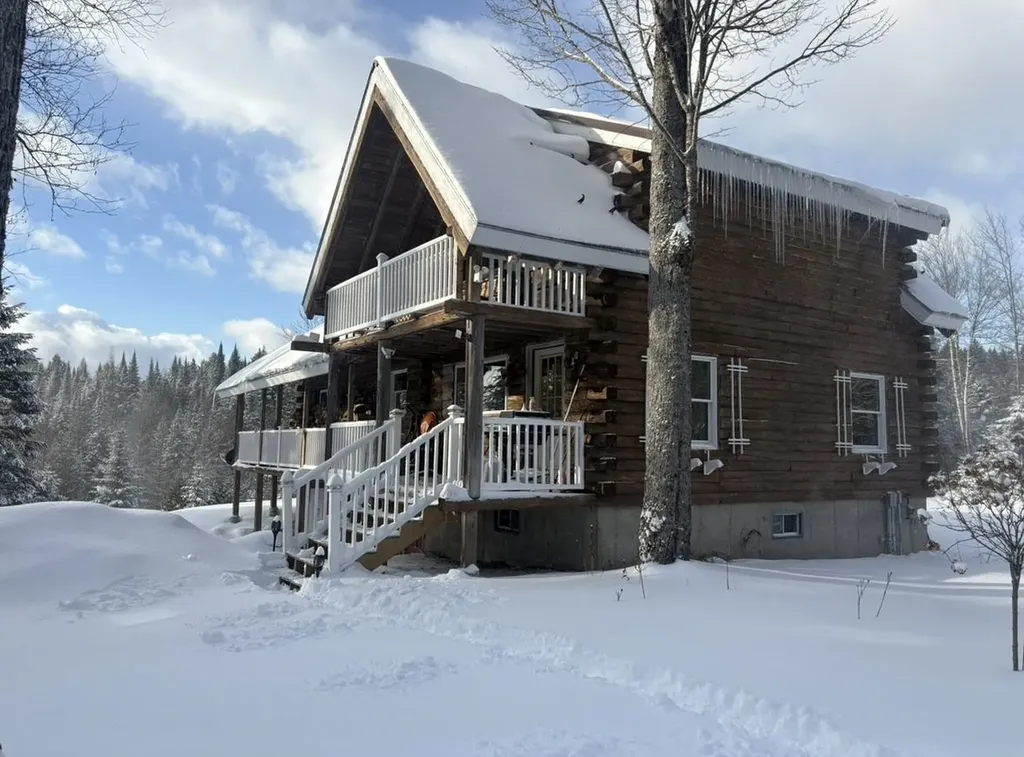 2569 10 Mile Square Road Charleston VT 05833