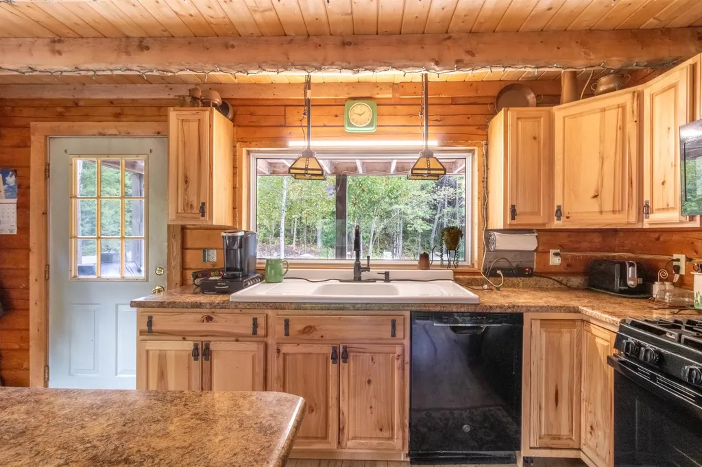 2569 10 Mile Square Road Charleston VT 05833