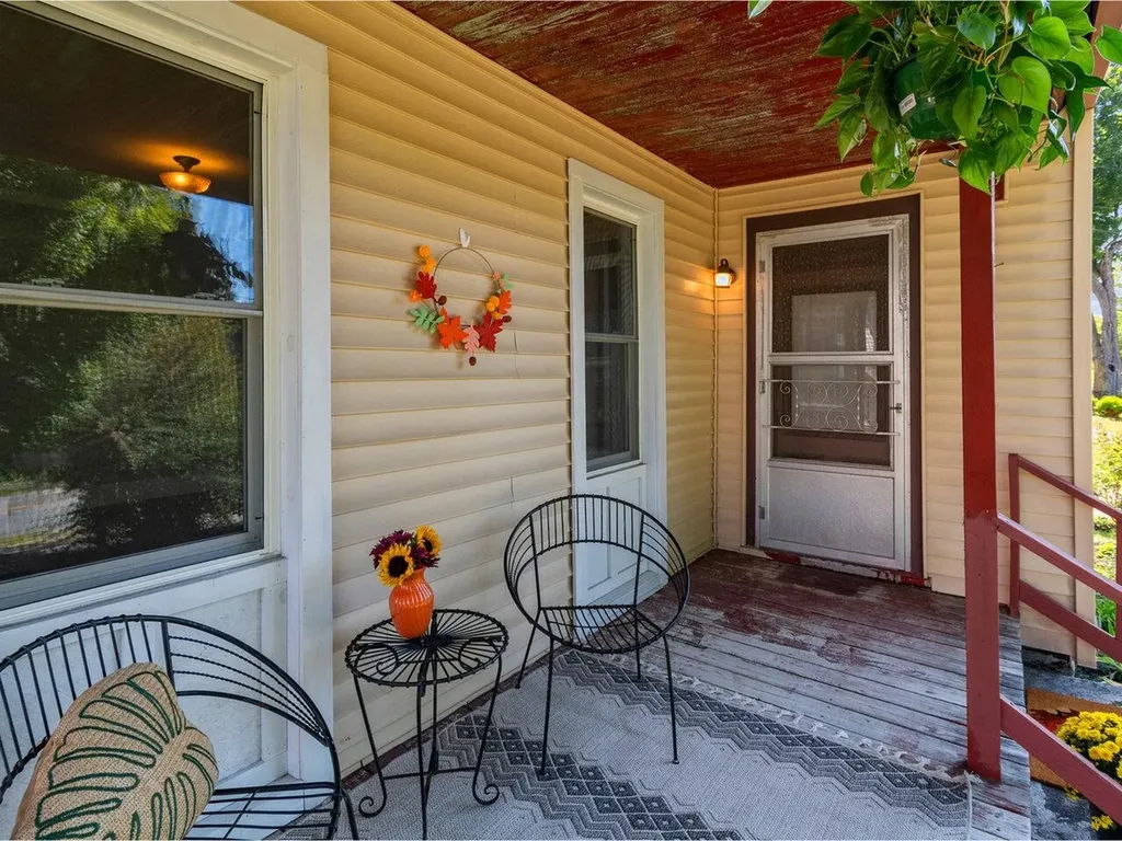22 Railroad Street Milton VT 05468