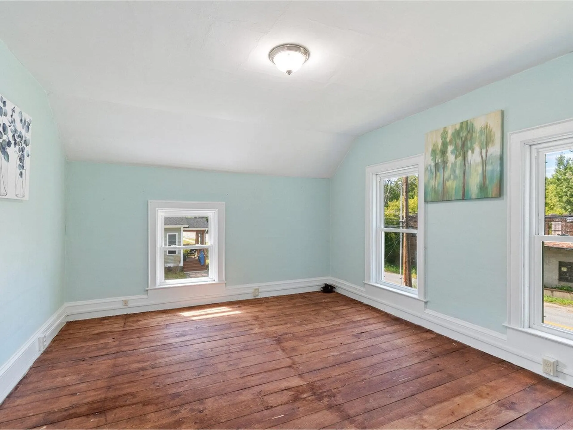 22 Railroad Street Milton VT 05468