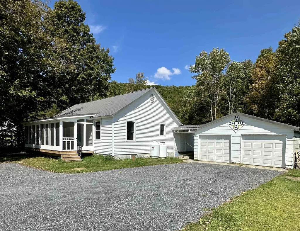 3264 Route 153 Rupert VT 05776