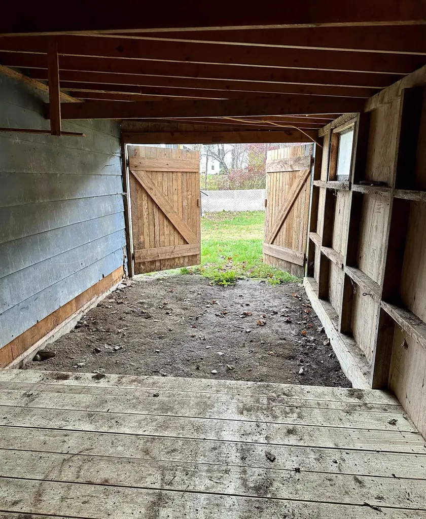 3264 Route 153 Rupert VT 05776