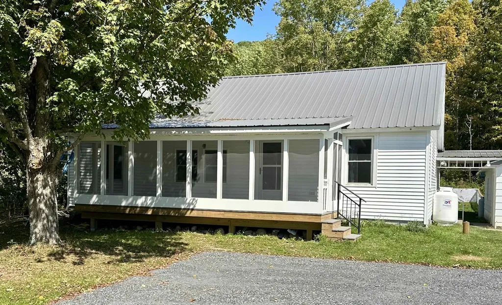 3264 Route 153 Rupert VT 05776