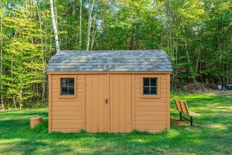 10 Companion Road Deerfield NH 03037