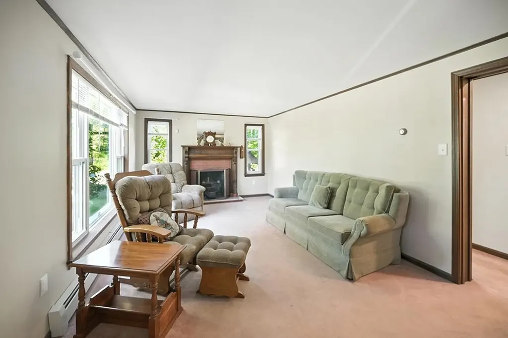 2 North Broadway Atkinson NH 03811