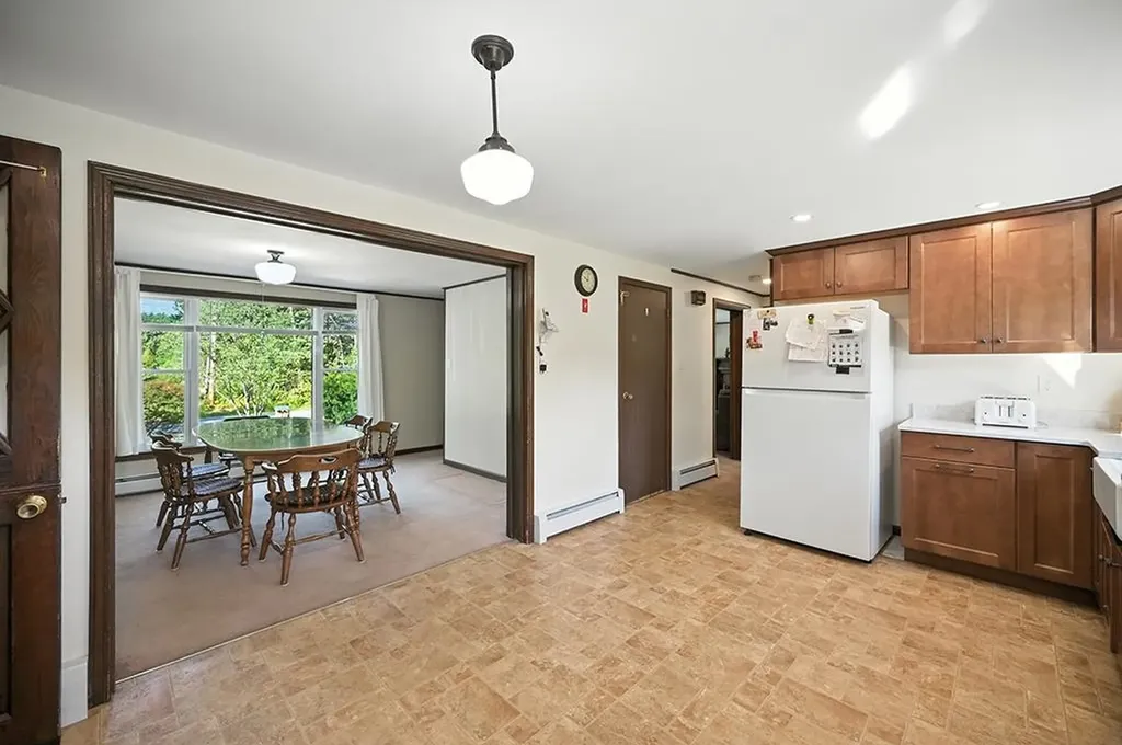 2 North Broadway Atkinson NH 03811