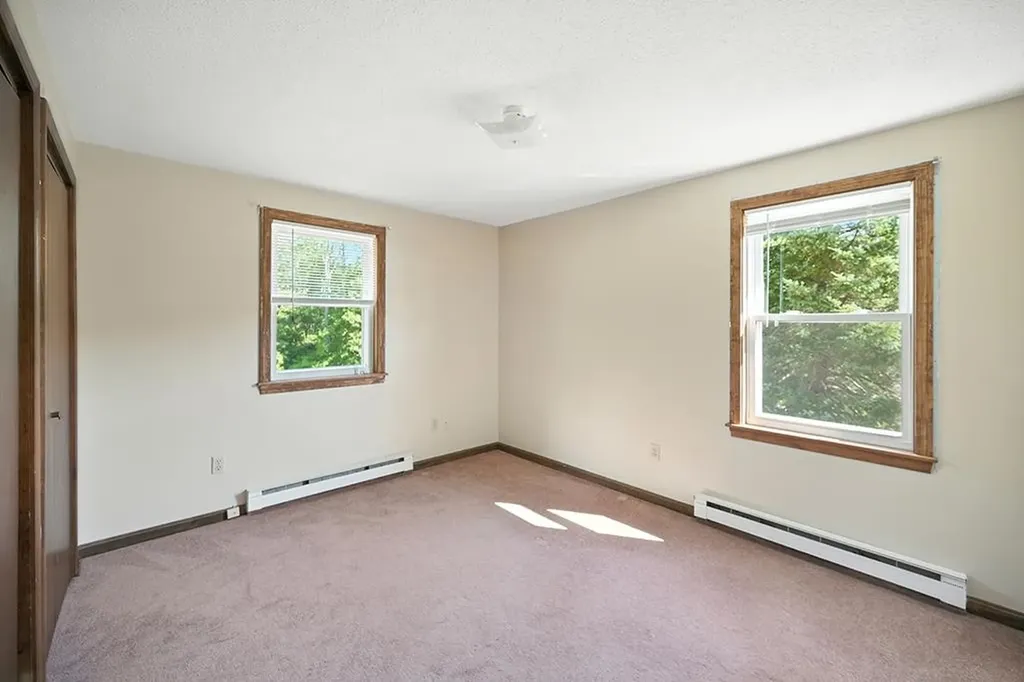 2 North Broadway Atkinson NH 03811