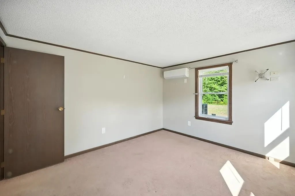 2 North Broadway Atkinson NH 03811