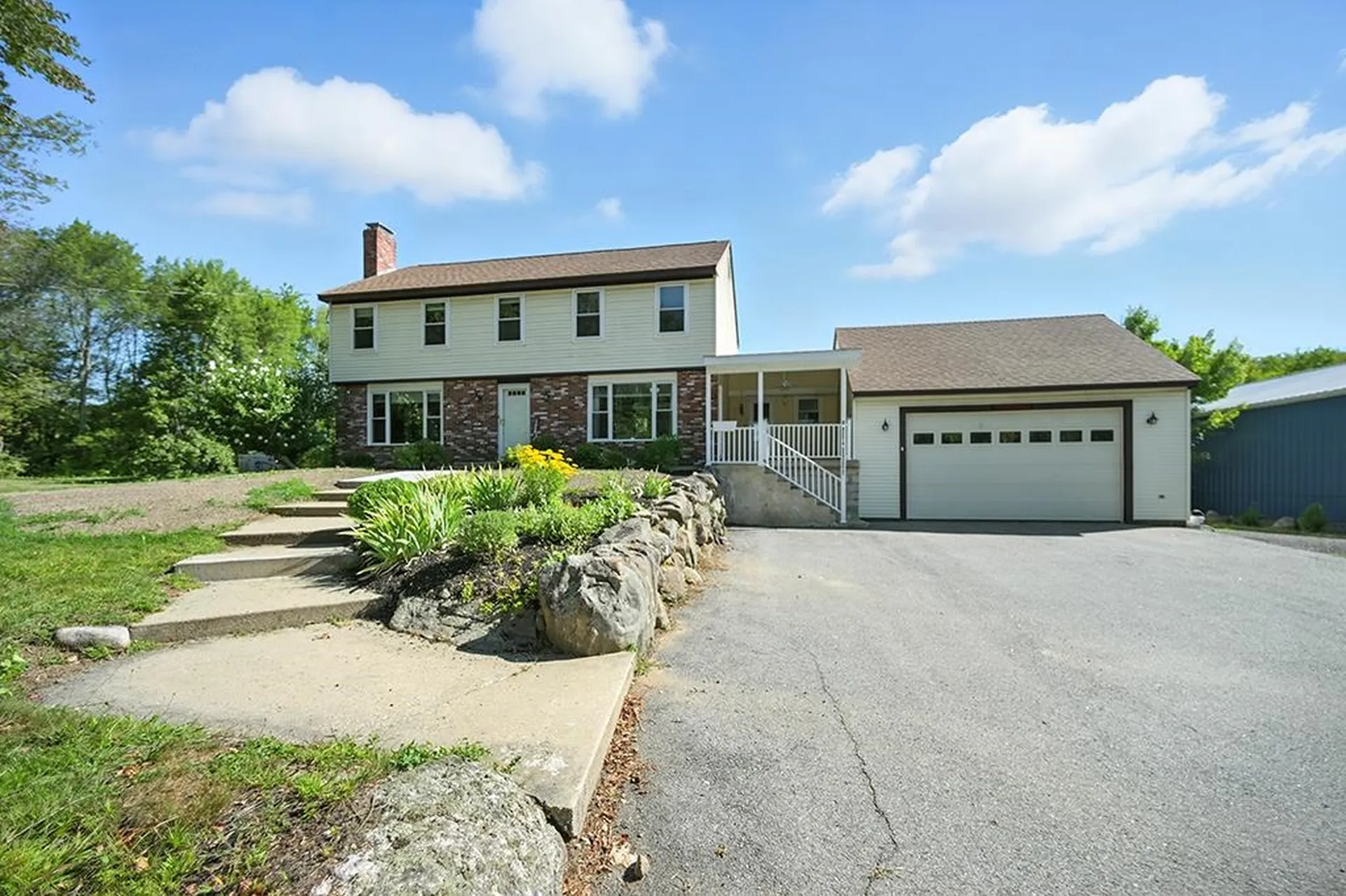 2 North Broadway Atkinson NH 03811