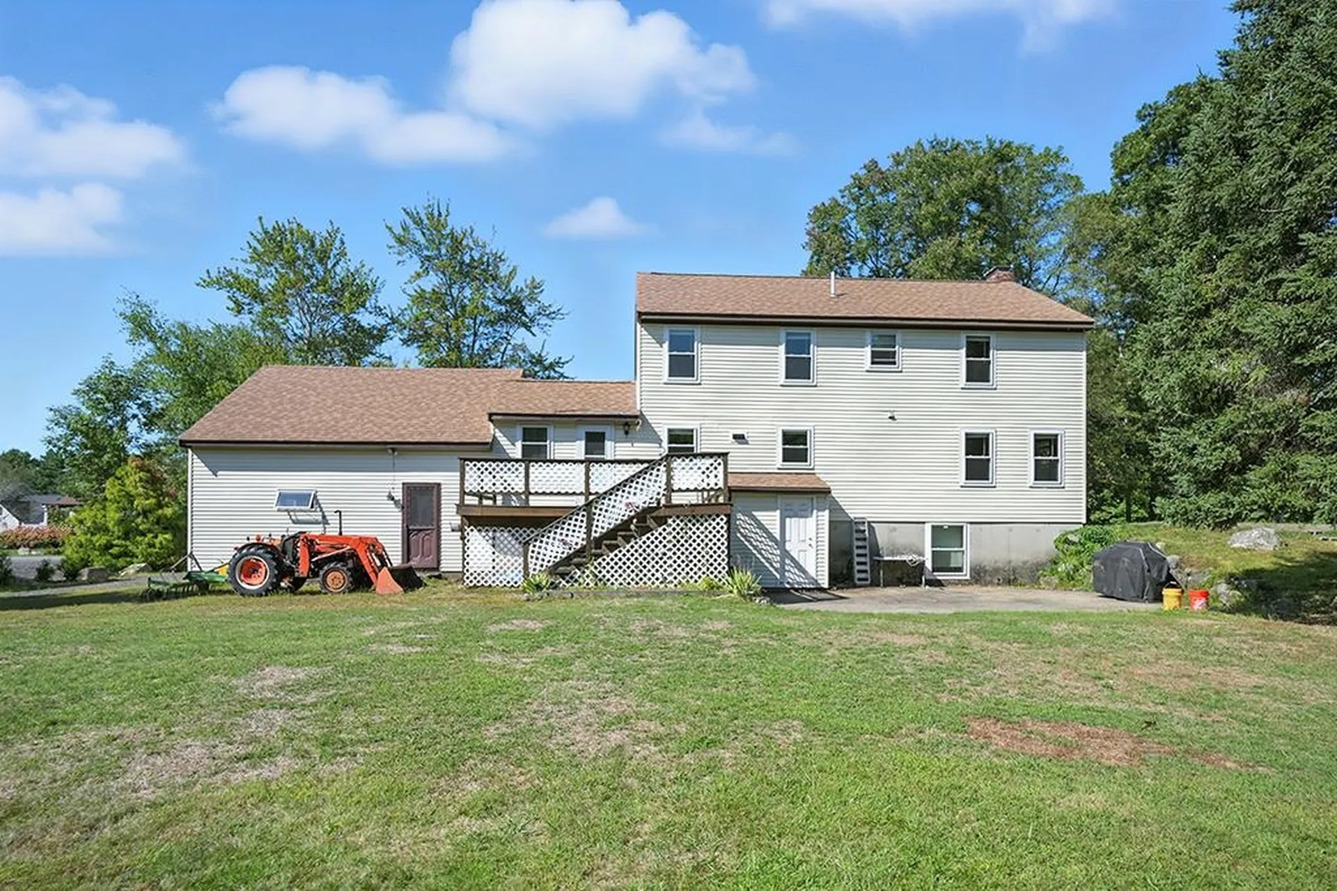 2 North Broadway Atkinson NH 03811