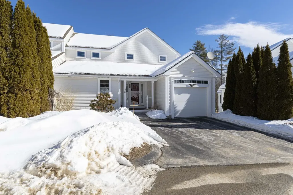 21 Eastridge Drive Peterborough NH 03458