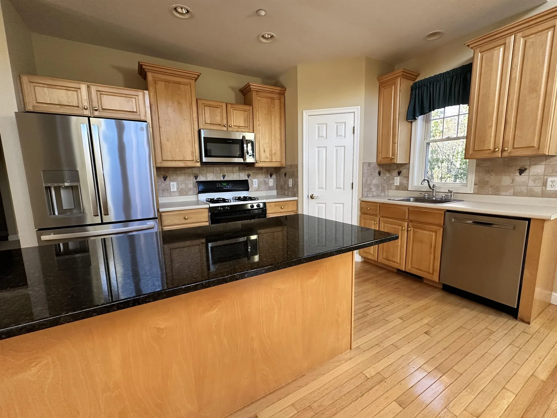 21 Eastridge Drive Peterborough NH 03458