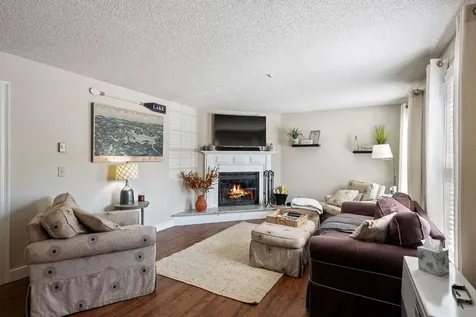 6 Independence Way Laconia NH 03246