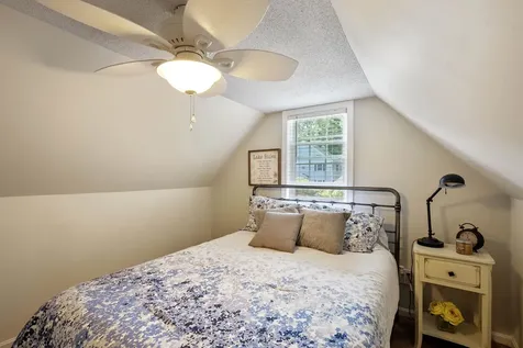 6 Independence Way Laconia NH 03246