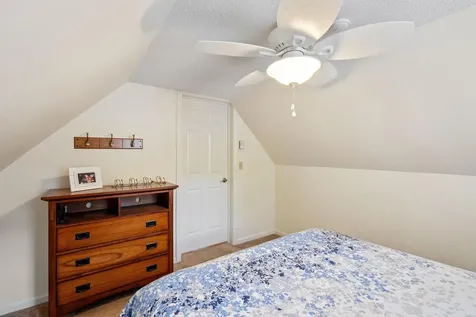 6 Independence Way Laconia NH 03246