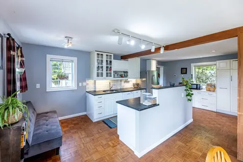 647 Pero Hill Thetford VT 05075